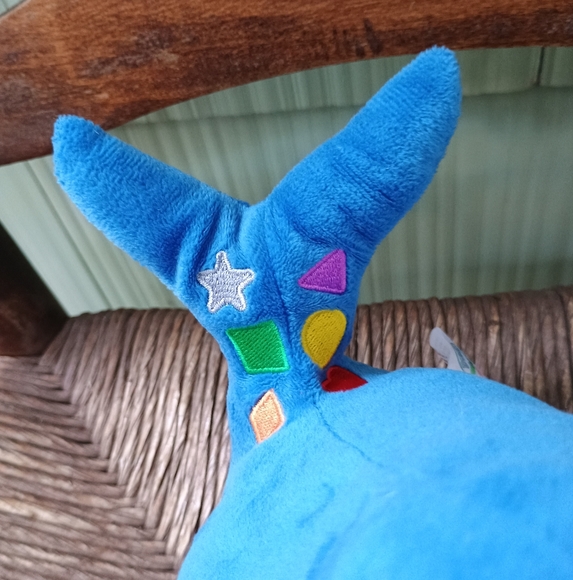 Buckle Toys BLU WHALE colorful Buckles Zipper Mouth Fleece Stuffed Toy 7in - Picture 7 of 16